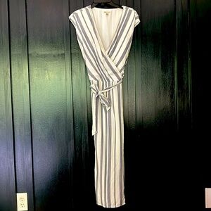 Striped sleeveless dress